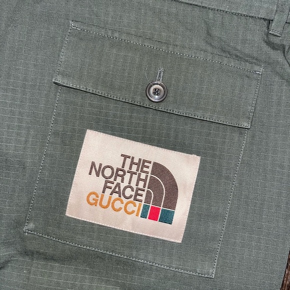 The North Face x Gucci Cargo Shorts - Picture 2 of 12